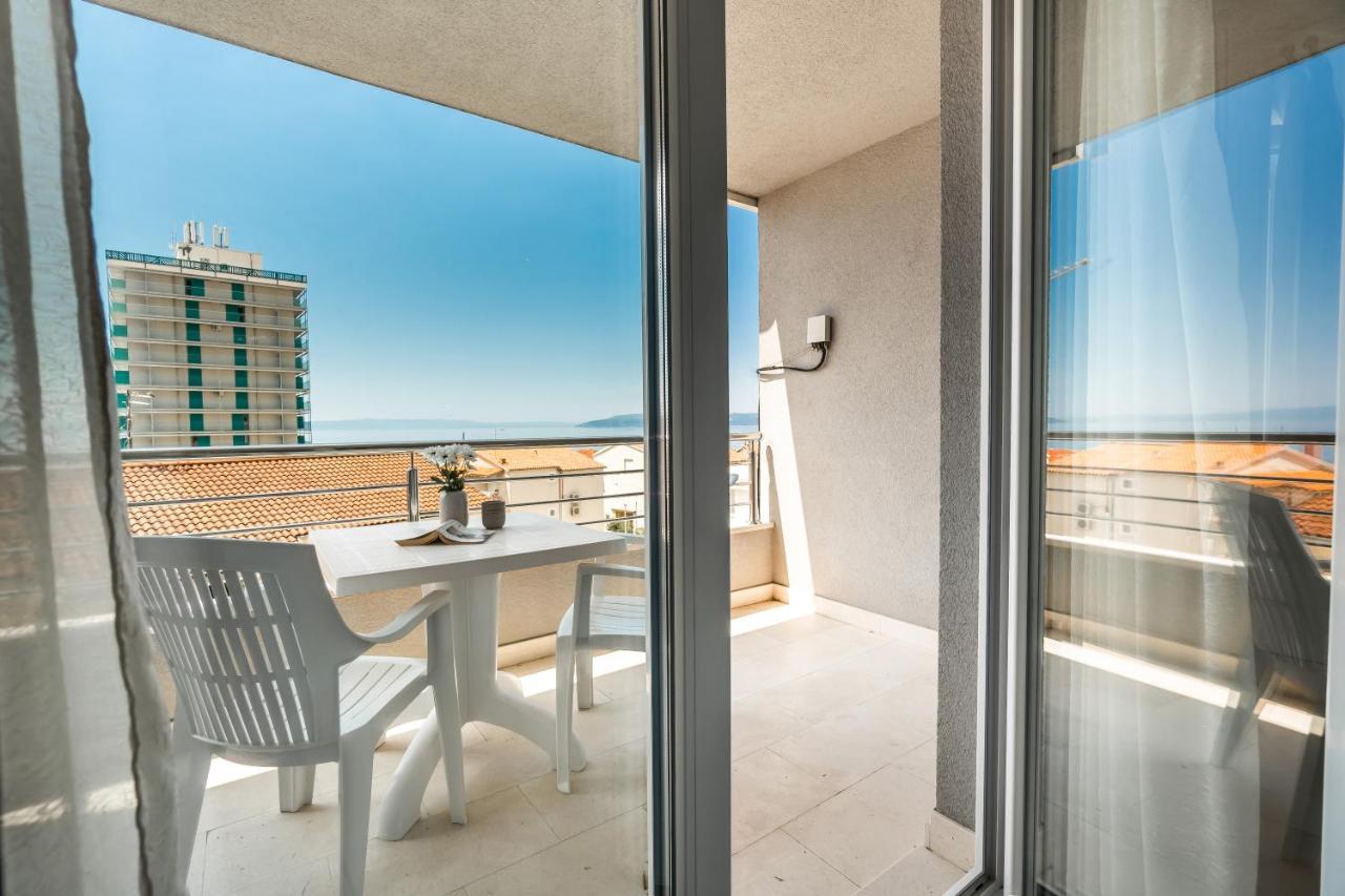 Apartments And Rooms Vuleta, Close To The Beach Makarska Exterior foto