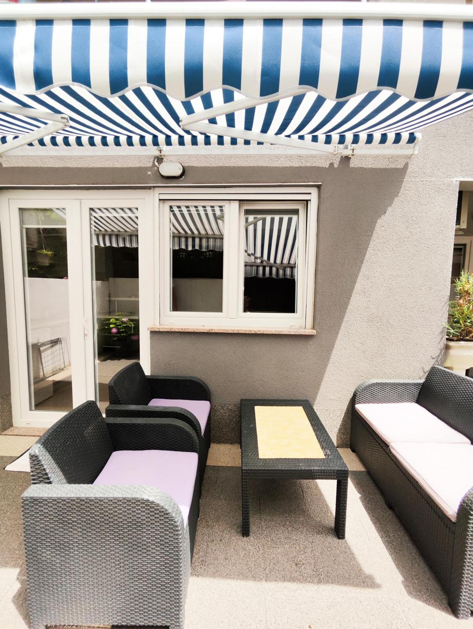Apartments And Rooms Vuleta, Close To The Beach Makarska Quarto foto